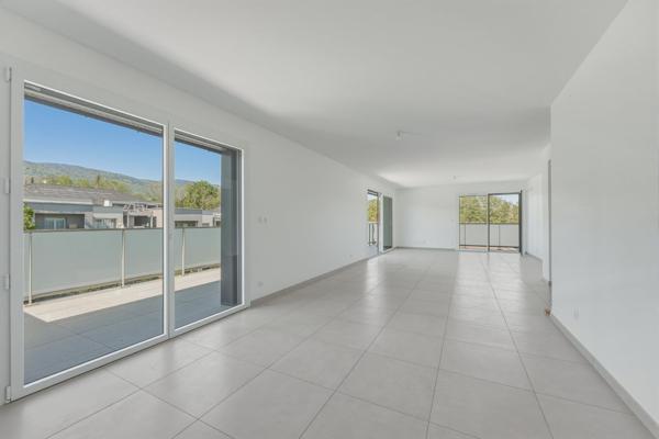 Vente Appartement de luxe Divonne-les-Bains 5 Pièces 128 m²