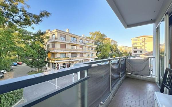 Appartement à vendre    1 pièce •  Mandelieu-la-Napoule