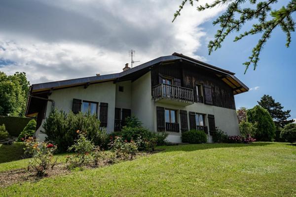 Maison à vendre    7 pièces • 250 m2 Vétraz-Monthoux