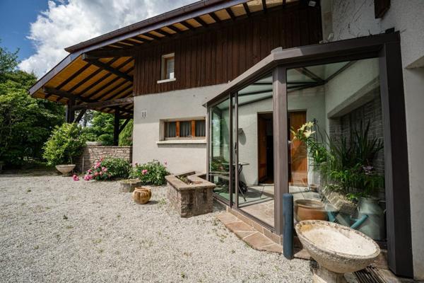 Maison à vendre    7 pièces • 250 m2 Vétraz-Monthoux