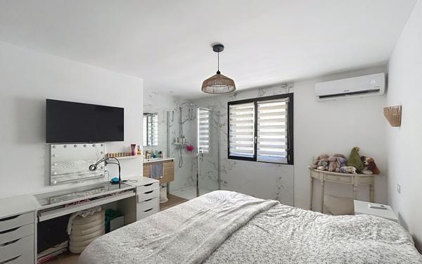 Maison à vendre    6 pièces •  Cagnes-sur-Mer