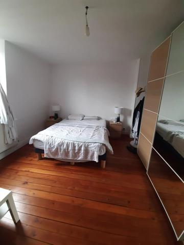 Location                                                      Maison
                        
                     5 pièces                      109 m2                     à Saint-Quentin