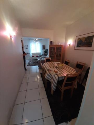 Location                                                      Maison
                        
                     5 pièces                      109 m2                     à Saint-Quentin