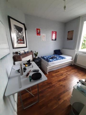 Location                                                      Maison
                        
                     5 pièces                      109 m2                     à Saint-Quentin
