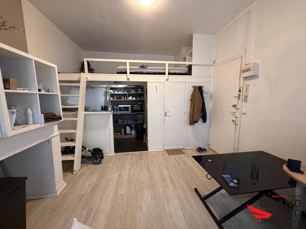 Studio hyper centre historique
