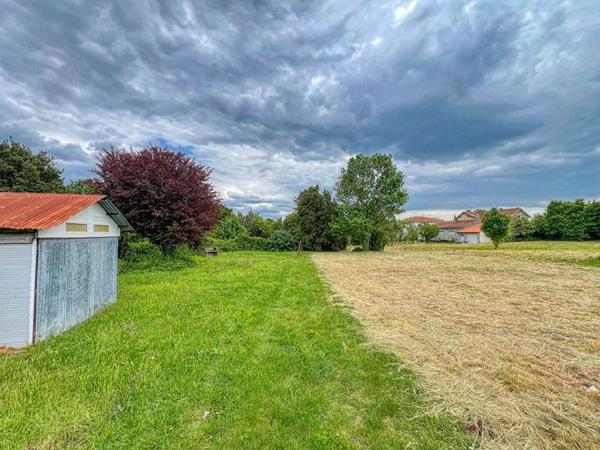TERRAIN à ROYAN
