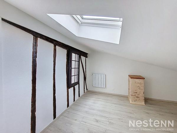 A Vendre Maison de ville en pierre rénovée de 166 m² dans le coeur historique de Condom