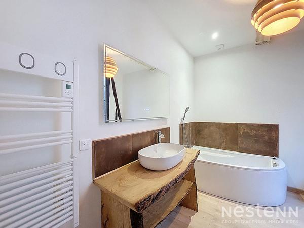 A Vendre Maison de ville en pierre rénovée de 166 m² dans le coeur historique de Condom