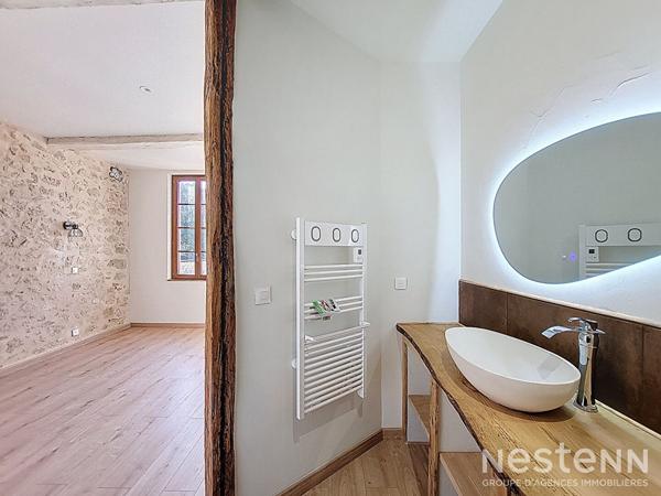 A Vendre Maison de ville en pierre rénovée de 166 m² dans le coeur historique de Condom