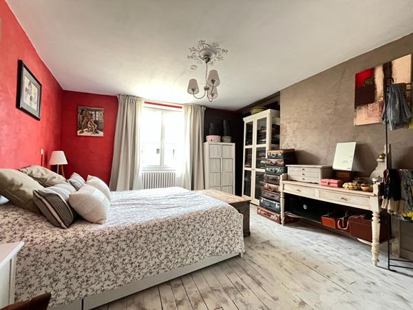 Maison Dourdan 7 pièce(s) 160 m2