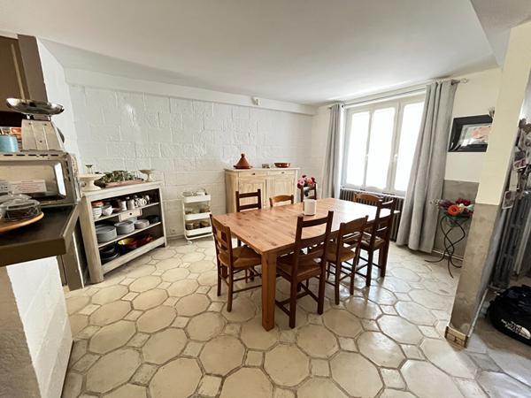 Maison Dourdan 7 pièce(s) 160 m2