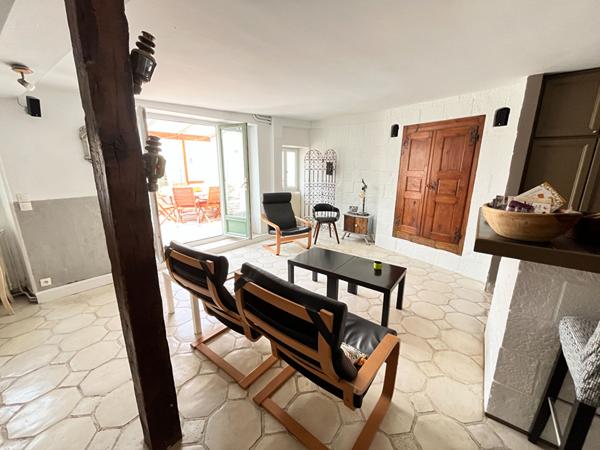 Maison Dourdan 7 pièce(s) 160 m2