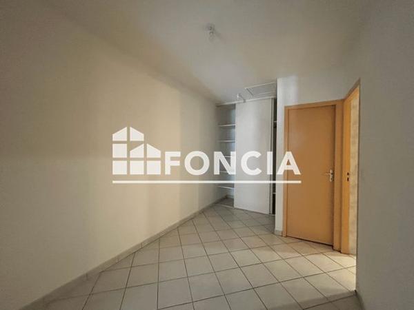 Location Appartement 3 pièces 68 m² - 5 RUE D'ALBERT Villeneuve Sur Lot 47300