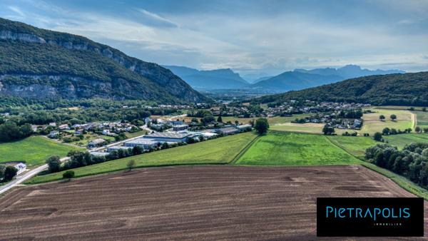 Terrain à 8min d'Annecy
