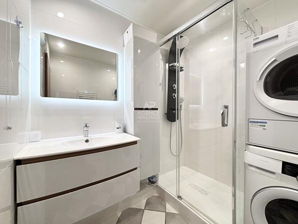 Appartement d'exception à vendre à Cergy - Dernier étage avec vue imprenable €379 000 ** - Référence 11185