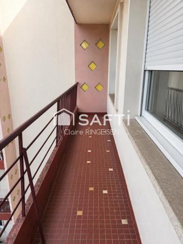 Appartement rénové de 87m² avec terasse, cave et garage