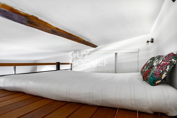 Très beau studio avec espace nuit - Rue La Bruyère 75009