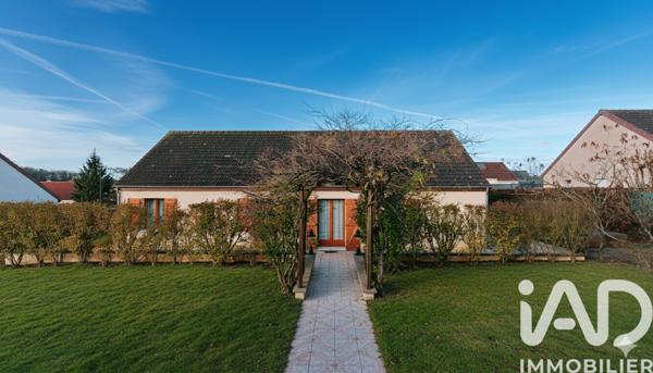 Maison à vendre 5 pièces 98 m² Saint-Georges-sur-Moulon