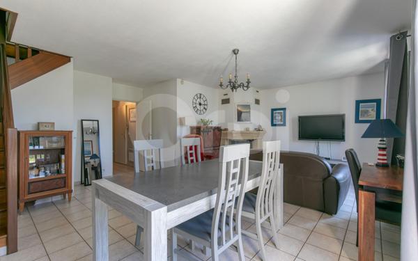 Maison à vendre    6 pièces • 83,39 m2 La Queue-en-Brie