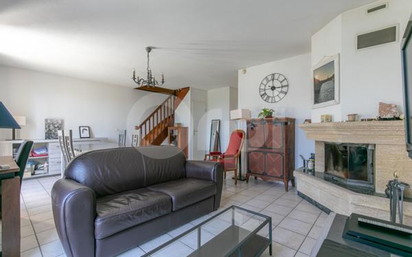 Maison à vendre    6 pièces • 83,39 m2 La Queue-en-Brie