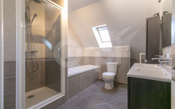 Maison à vendre    6 pièces • 83,39 m2 La Queue-en-Brie