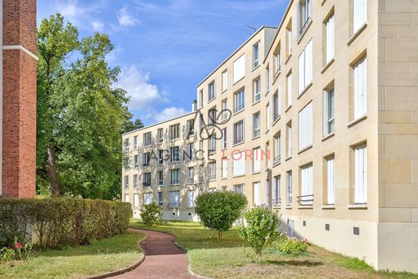 Appartement Le Vésinet - 80,86 m² - 5 pièces Le vesinet Appartement Le Vésinet - 80,86 m² - 5 pièces Le vesinet