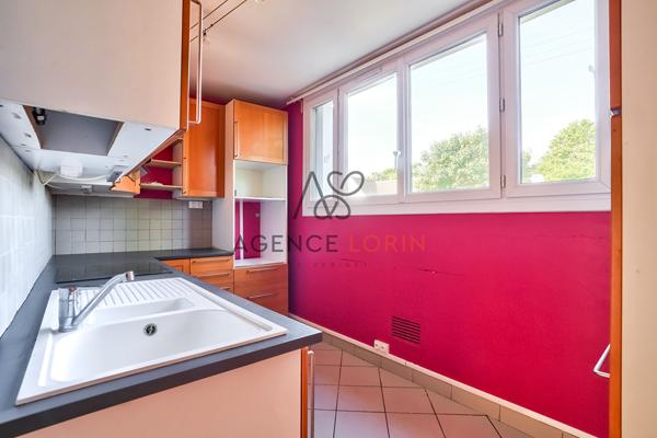 Appartement Le Vésinet - 80,86 m² - 5 pièces Le vesinet Appartement Le Vésinet - 80,86 m² - 5 pièces Le vesinet