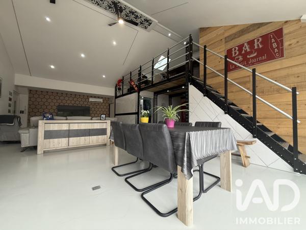 Immeuble à vendre 2 611 m² Saint-Nicolas