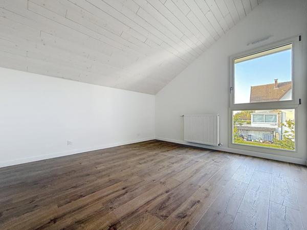 Maison à vendre 6 pièces DIVONNE LES BAINS (01)