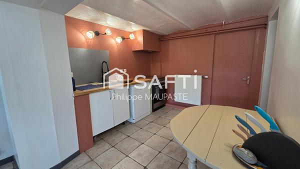 proche de tous commerces, écoles et de la gare