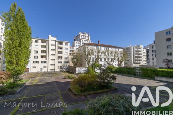 Appartement à vendre 4 pièces 114,82 m² Lyon 6