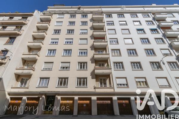 Appartement à vendre 4 pièces 114,82 m² Lyon 6