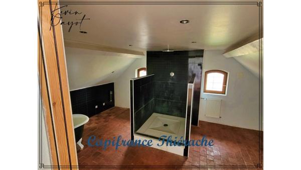 Ensemble immobilier idéal libéral