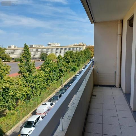 Location - Appartement Reims 51100 2 pièces 51 m 2