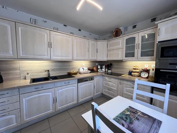 Maison à vendre 138 320 € Vierzon 3 p 76 m² DPE D