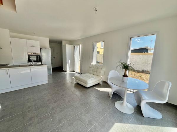Maison Stella 3 pièce(s) 63m2