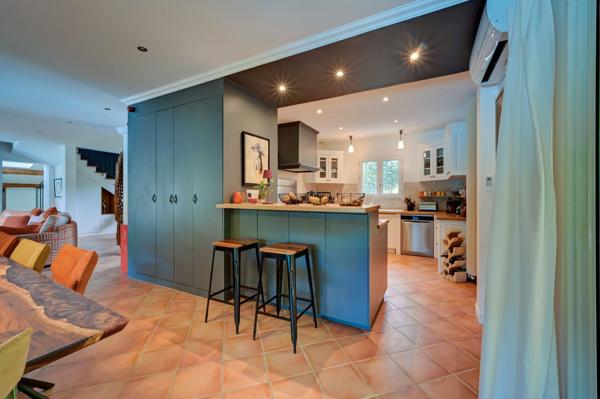 Vente Maison de luxe Bouc-Bel-Air 8 Pièces 211 m²