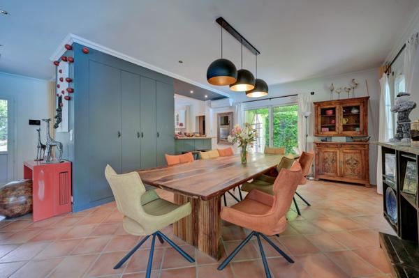 Vente Maison de luxe Bouc-Bel-Air 8 Pièces 211 m²