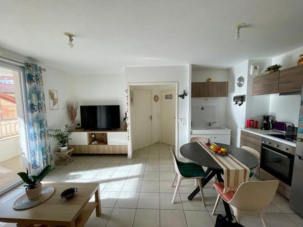 À découvrir sans tarder - T2 récent avec terrasse et garage - Toulon (83100)