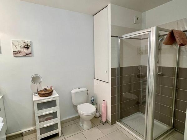 À découvrir sans tarder - T2 récent avec terrasse et garage - Toulon (83100)