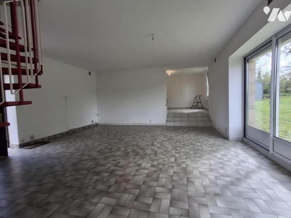 Saint-Herblain La Morlière, maison ancienne sur 2552 m2 de terrain