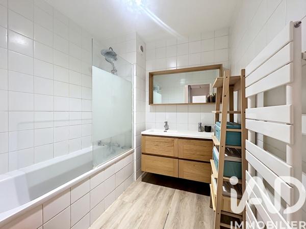 Appartement à vendre 4 pièces 86,63 m² Suresnes