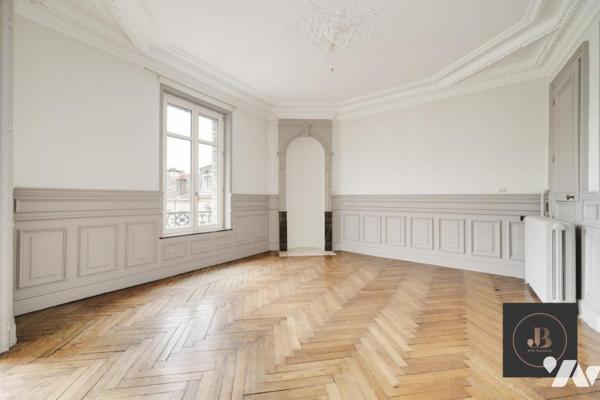 Appartement T5 de caractère secteur Lepois/Ravinelle