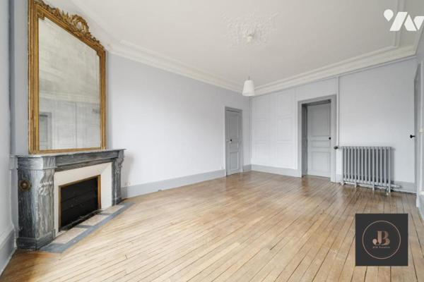 Appartement T5 de caractère secteur Lepois/Ravinelle