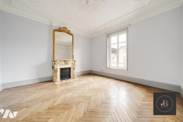 Appartement T5 de caractère secteur Lepois/Ravinelle