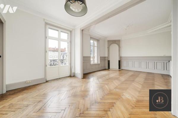 Appartement T5 de caractère secteur Lepois/Ravinelle