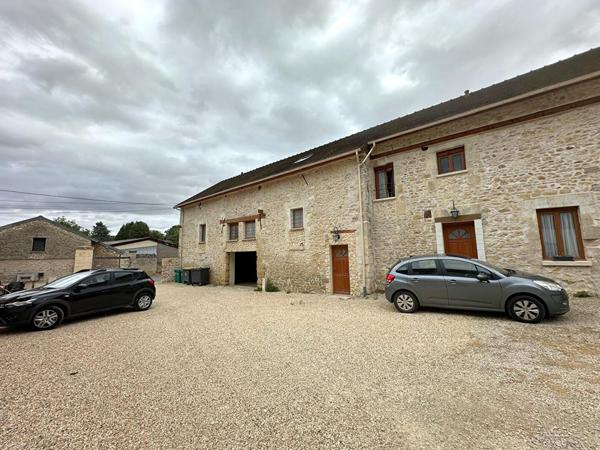 A LOUER - Appartement Lattainville 2 chambres 86.72 m2 avec garage double