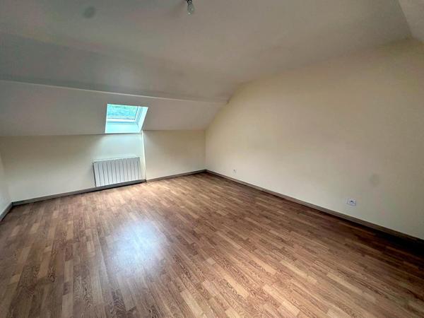A LOUER - Appartement Lattainville 2 chambres 86.72 m2 avec garage double