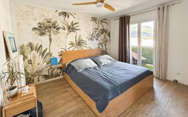 Appartement à vendre    4 pièces • 75 m2 Toulon