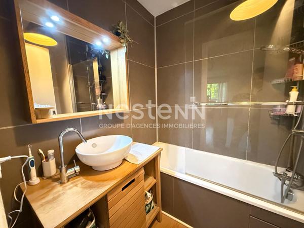 Appartement T2, Résidence sécurisée, Quartier Saint-Mitre, Aix-en-Provence, Rez de chaussée, Place de parking privative